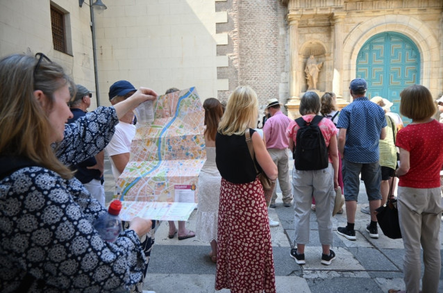 Archivo - Turistas en Castilla y León, turismo en Castilla y León.