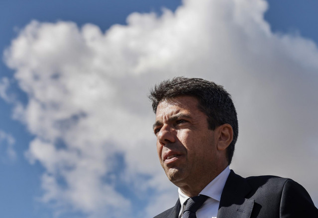 Archivo - El president de la Generalitat, Carlos Mazón, visita las obras de reconstrucción del Circuito Ricardo Tormo, a 25 de marzo de 2025
