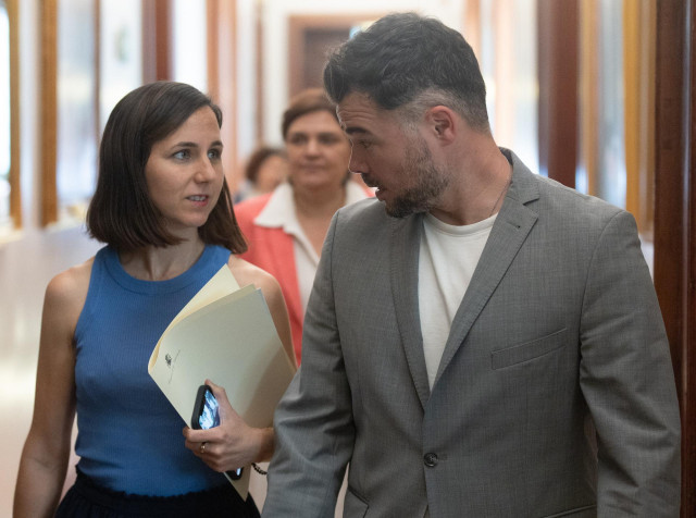 Archivo - La líder de Podemos, Ione Belarra, y el portavoz de ERC en el Congreso, Gabriel Rufián.