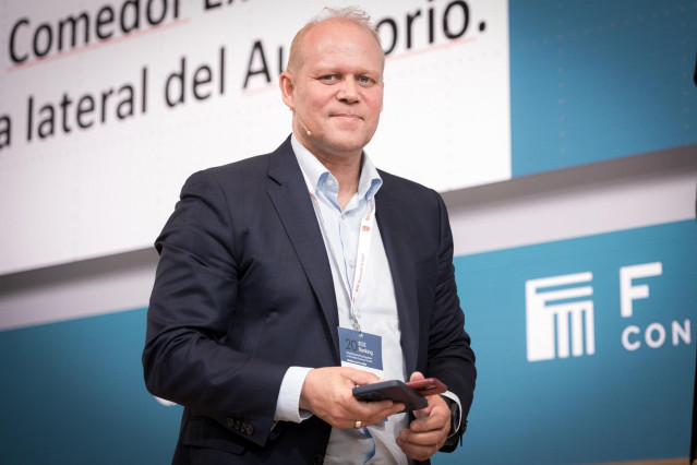 El CEO de Openbank, Petri Nikkilä, durante una nueva edición del Encuentro del Sector Bancario, organizado por IESE, en el Edificio Executive del IESE Madrid, a 3 de junio de 2025, en Madrid (España). El encuentro trata sobre la banca y su papel en la rec