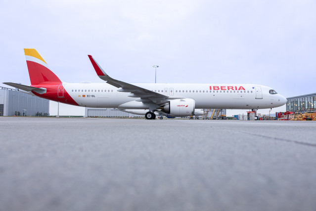 Archivo - El Airbus A321XLR de Iberia.