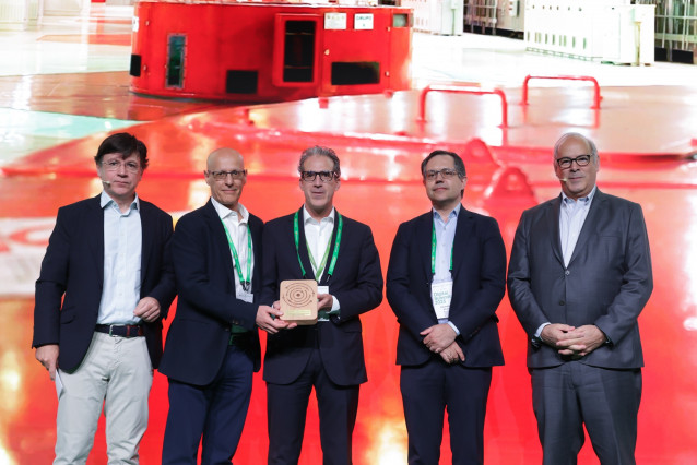 Reconocimiento reposición del servicio: Victor Sordo, Operaciones, de i_DE; Rubén Matey, Despacho central de operaciones, gestión de la energía; Eduardo Rojo COHI, Energía Sostenible.