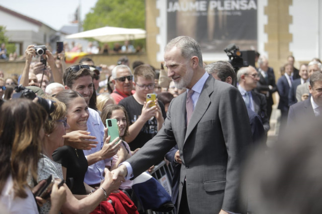 La localidad de Haro, volcada con la visita del Rey Felipe VI que asiste las actos del centenario de la DOCa Rioja