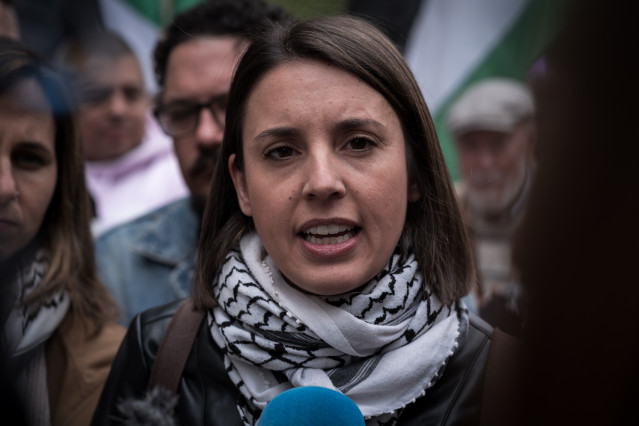 La eurodiputada de Podemos, Irene Montero, durante la manifestación en conmemoración de la Nakba, a 15 de mayo de 2025, en Madrid (España).