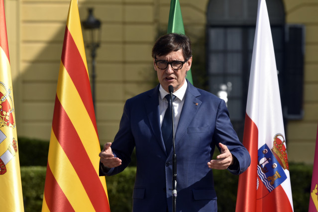 El presidente de la Generalitat de Catalunya, Salvador Illa, ofrece una declaración institucional durante la XXVIII Conferencia de Presidentes, en Palau de Pedralbes de Barcelona, a 6 de junio de 2025, en Barcelona, Catalunya (España). Durante la conferen