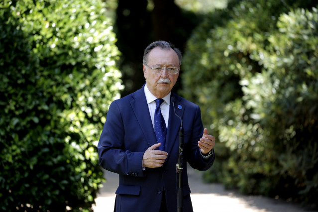 El presidente del Gobierno de Ceuta, Juan Jesús Vivas, ofrece una rueda de prensa posterior a la reunión de la XXVIII Conferencia de Presidentes.