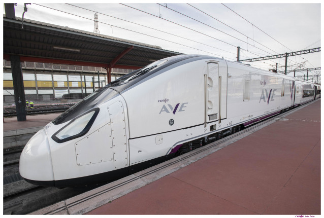 Archivo - Tren Alvia