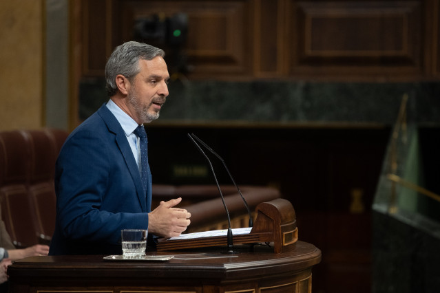Archivo - El diputado del PP Juan Bravo durante una sesión plenaria, en el Congreso de los Diputados, a 8 de mayo de 2025, en Madrid (España).