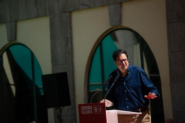 El secretario general del PSOE de Madrid y ministro para la Transformación Digital y de la Función Pública, Óscar López