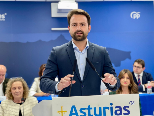 Archivo - El presidente del PP asturiano, Álvaro Queipo, durante su intervención en la reunión del Comité Ejecutivo Regional del PP