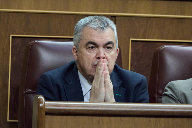 El secretario de Organización del PSOE, Santos Cerdán, durante una sesión plenaria en el Congreso de los Diputados, a 12 de junio de 2025, en Madrid (España).