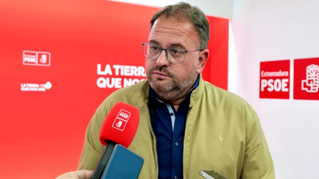 Archivo - El alcalde de Mérida, Antonio Rodríguez Osuna, en una imagen de archivo.