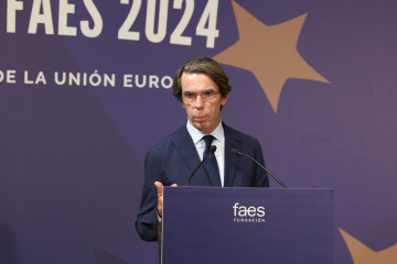 Archivo - El expresidente del Gobierno José María Aznar interviene durante la clausura del campus FAES ‘La renovación de la Unión Europea', en el Hotel Petit Palace Savoy Alfonso XII, a 26 de se