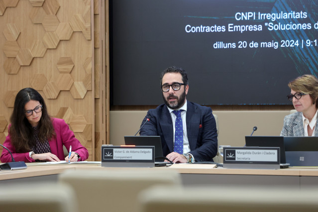Archivo - Víctor de Aldama, en la comision de las mascarillas del Parlament.