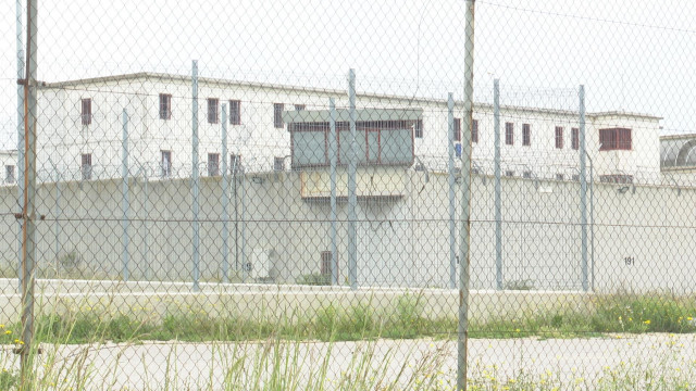 Archivo - Exterior de una cárcel