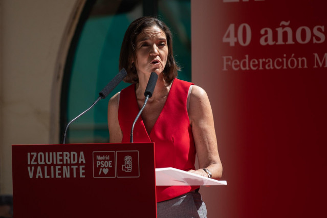 La portavoz del PSOE en el Ayuntamiento de Madrid, Reyes Maroto, interviene durante la clausura del foro del PSOE 'El municipalismo valiente en Madrid’, en la escuela Julián Besteiro, a 31 de mayo de 2025, en Madrid (España).