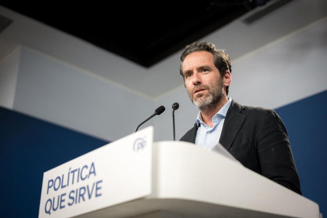 El portavoz del Partido Popular, Borja Sémper, durante una rueda de prensa tras la celebración del Comité de Dirección del Partido Popular, a 16 de junio de 2025, en Madrid (España). El portavoz del PP reacciona a las declaraciones realizadas por el presi