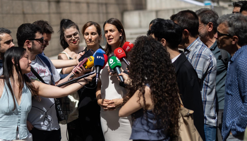 La portavoz de Más Madrid en el Ayuntamiento, Rita Maestre, atiende a los medios de comunicación a 1 de junio de 2025, en Madrid (España).