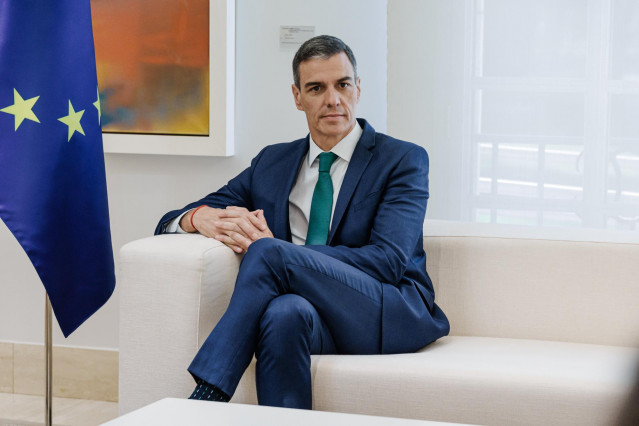 El presidente del Gobierno, Pedro Sánchez, durante una reunión, en el Palacio de la Moncloa, a 16 de junio de 2025, en Madrid (España).