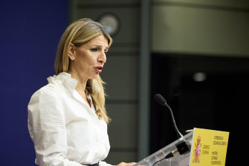 La vicepresidenta segunda y ministra de Trabajo y Economía Social, Yolanda Díaz, comparece ante los medios, en el Ministerio de Trabajo y Economía Social, a 16 de junio de 2025, en Madrid (España)