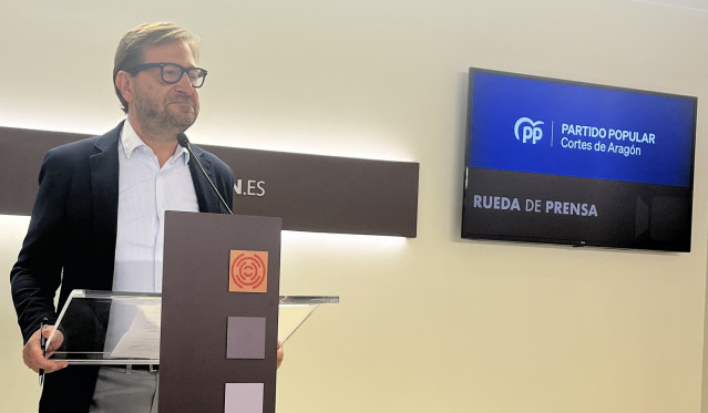 El portavoz del grupo del PP de las Cortes de Aragón, Fernando Ledesma.
