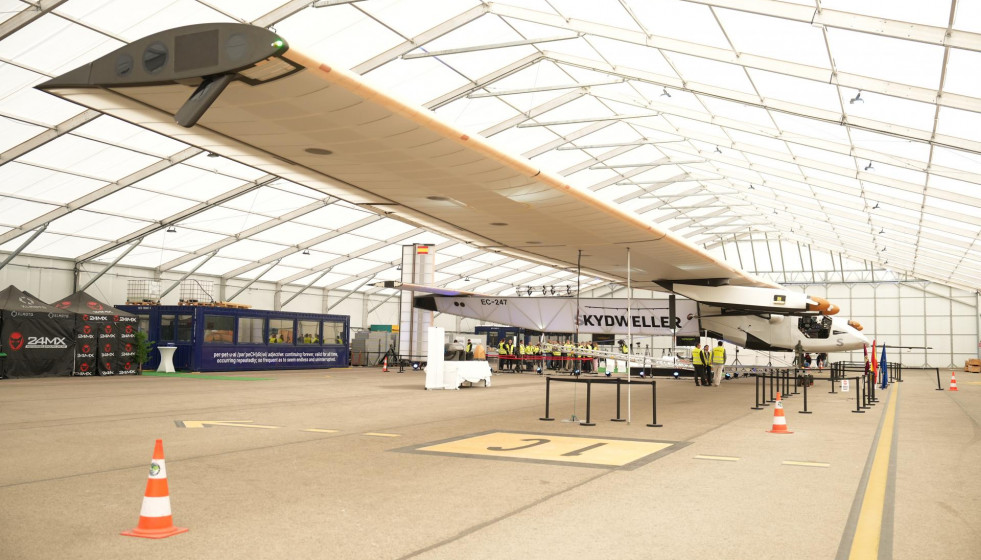 Archivo - Un avión solar en las instalaciones de la empresa Skydweller, en el aeropuerto de Albacete, a 3 de abril de 2023, en Albacete, Castilla-La Mancha (España).