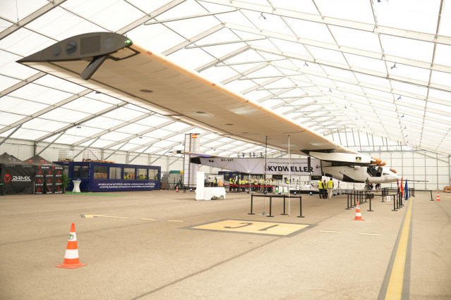 Archivo - Un avión solar en las instalaciones de la empresa Skydweller, en el aeropuerto de Albacete, a 3 de abril de 2023, en Albacete, Castilla-La Mancha (España).