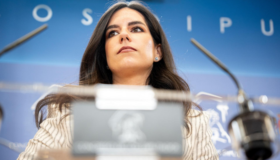 La portavoz de VOX en el Congreso, Pepa Millán, durante una rueda de prensa en el Congreso de los Diputados, a 3 de junio de 2025, en Madrid (España).