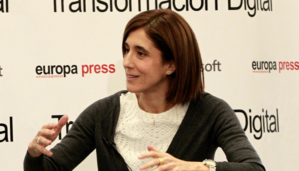 Archivo - Pilar López (Microsoft) en el desayuno de Transformación Banca Digital