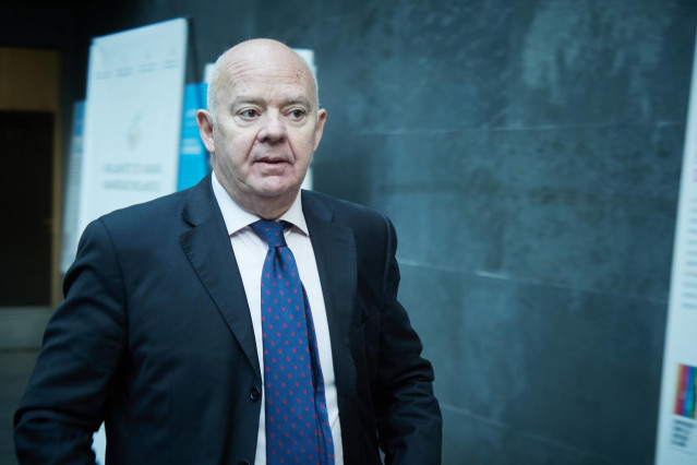 Archivo - El parlamentario de Vox Emilio Jiménez.