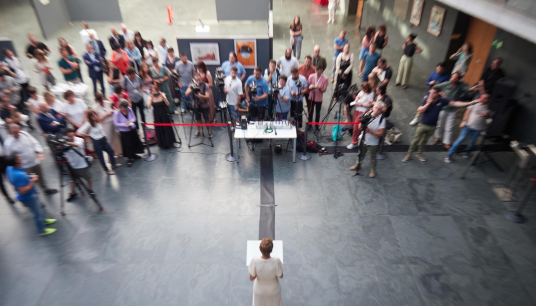 La presidenta del Gobierno de Navarra y secretaria general del PSN-PSOE, María Chivite, ofrece una rueda de prensa previa a un pleno en el Parlamento de Navarra, a 19 de junio de 2025, en Pamplona, N