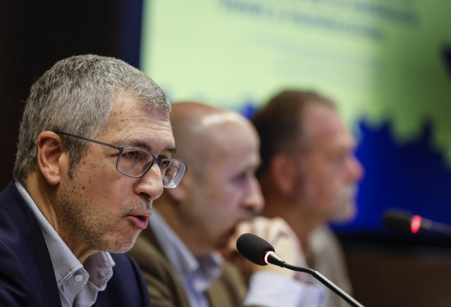 El secretario de Estado de Medio Ambiente, Hugo Morán, durante una jornada informativa sobre el plan de mejora de la resiliencia frente a inundaciones