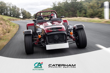 CA Auto Bank y Caterham Cars firman un acuerdo de financiación para impulsar las ventas del Seven
