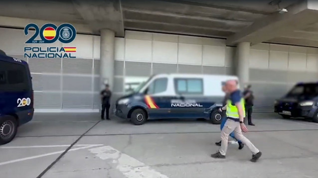 La Policía traslada a España al hermano del autor material del atentado sufrido por Vidal-Quadras en Madrid