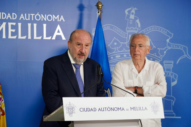El presidente de la Autoridad Portuaria de Melilla, Manuel Ángel Quevedo (PP), durante la rueda de prensa.