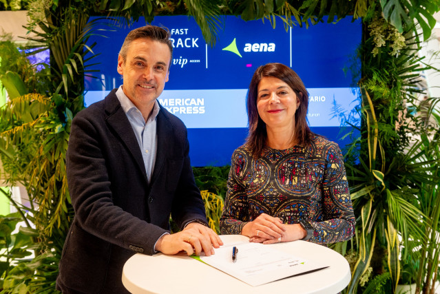 Archivo - American Express renueva su acuerdo con Aena.