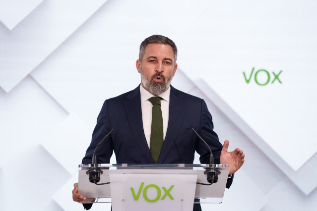El presidente de Vox, Santiago Abascal, durante una rueda de prensa, en la sede del partido, a 23 de junio de 2025, en Madrid (España).