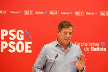 El secretario xeral del PSdeG, José Ramón Gómez Besteiro, en rueda de prensa.