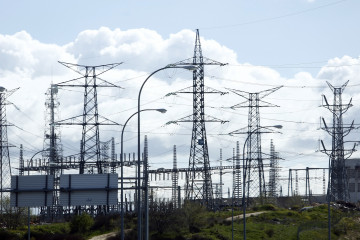 Archivo - Recursos de torre de alta tensión, electricidad