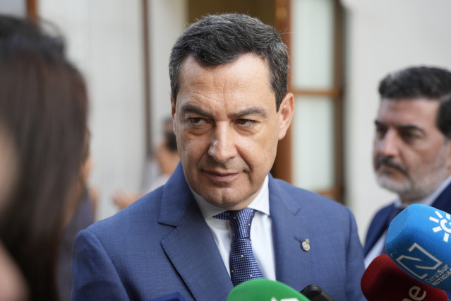 El presidente de la Junta, Juanma Moreno, este miércoles, en el Parlamento