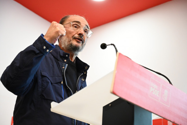 Archivo - Javier Lambán durante su intervención en la apertura de la campaña electoral en 2024.