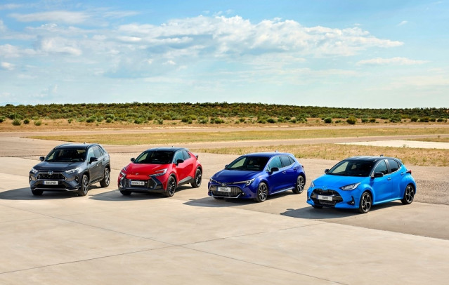 Archivo - Gama de turismos de Toyota España.