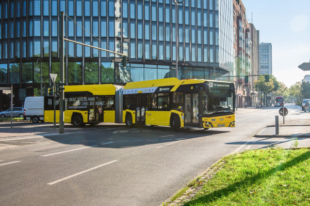 Archivo - Economía.- Solaris (CAF) suministrará 70 autobuses eléctricos en Polonia por más de 50 millones de euros