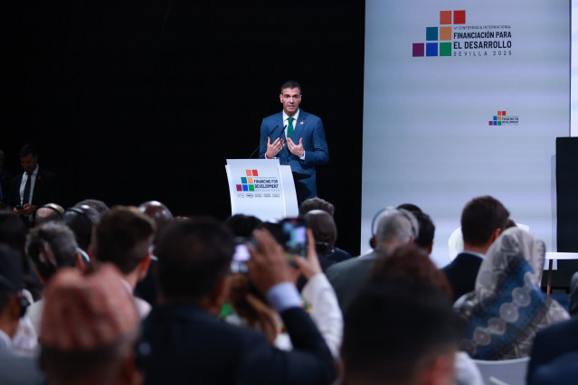 El presidente del Gobierno, Pedro Sánchez, interviene en el evento 'Invertir en la solidaridad global: una nueva visión de la cooperación para el desarrollo
