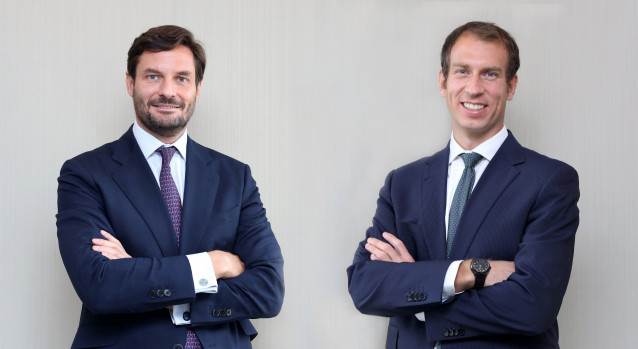 Archivo - Luis Buceta y Miguel Ángel Rico, ejecutivos de inversión de Creand.
