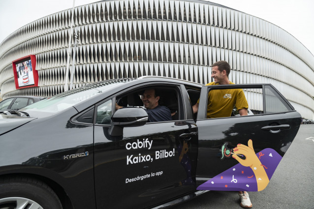 Un vehículo Cabify en Bilbao