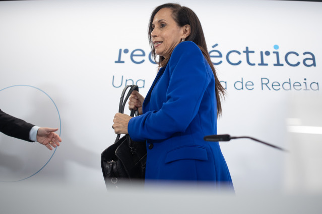 La presidenta no ejecutiva de Redeia, Beatriz Corredor, ofrecen una rueda de prensa en la sede de Red Eléctrica en Tres Cantos, a 18 de junio de 2025, en Tres Cantos, Madrid (España).