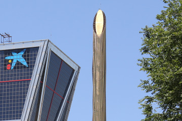 Archivo - La sede nacional de Caixabank, a 8 de julio de 2021, en Madrid (España)