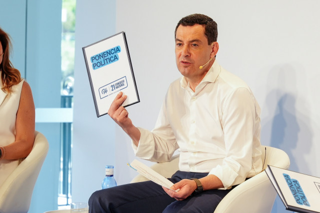 El presidente de la Junta de Andalucía y del PP-A, Juanma Moreno