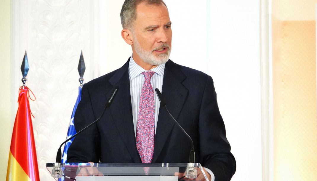 El Rey Felipe VI interviene durante la cena de inauguración de la 28º edición del Foro España-Estados Unidos, a 4 de julio de 2025, en Santander, Cantabria (España)